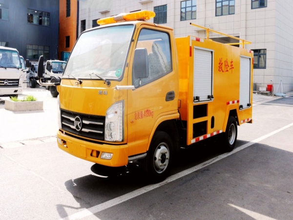 凱馬小型工程救險車